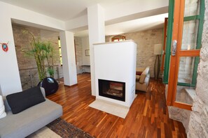 Villa | 5 bedrooms - del Mar in Grohote Olta Island (Solta)