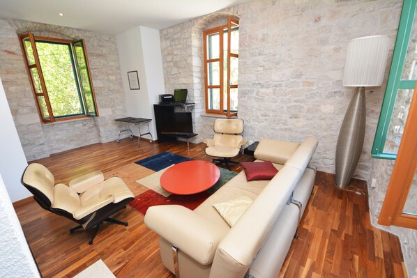 Villa | 5 bedrooms - del Mar in Grohote Olta Island (Solta)