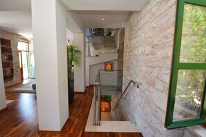 Villa | 5 bedrooms - del Mar in Grohote Olta Island (Solta)