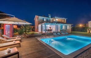 Villa | 4 Schlafzimmer