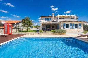 Villa | 4 Schlafzimmer