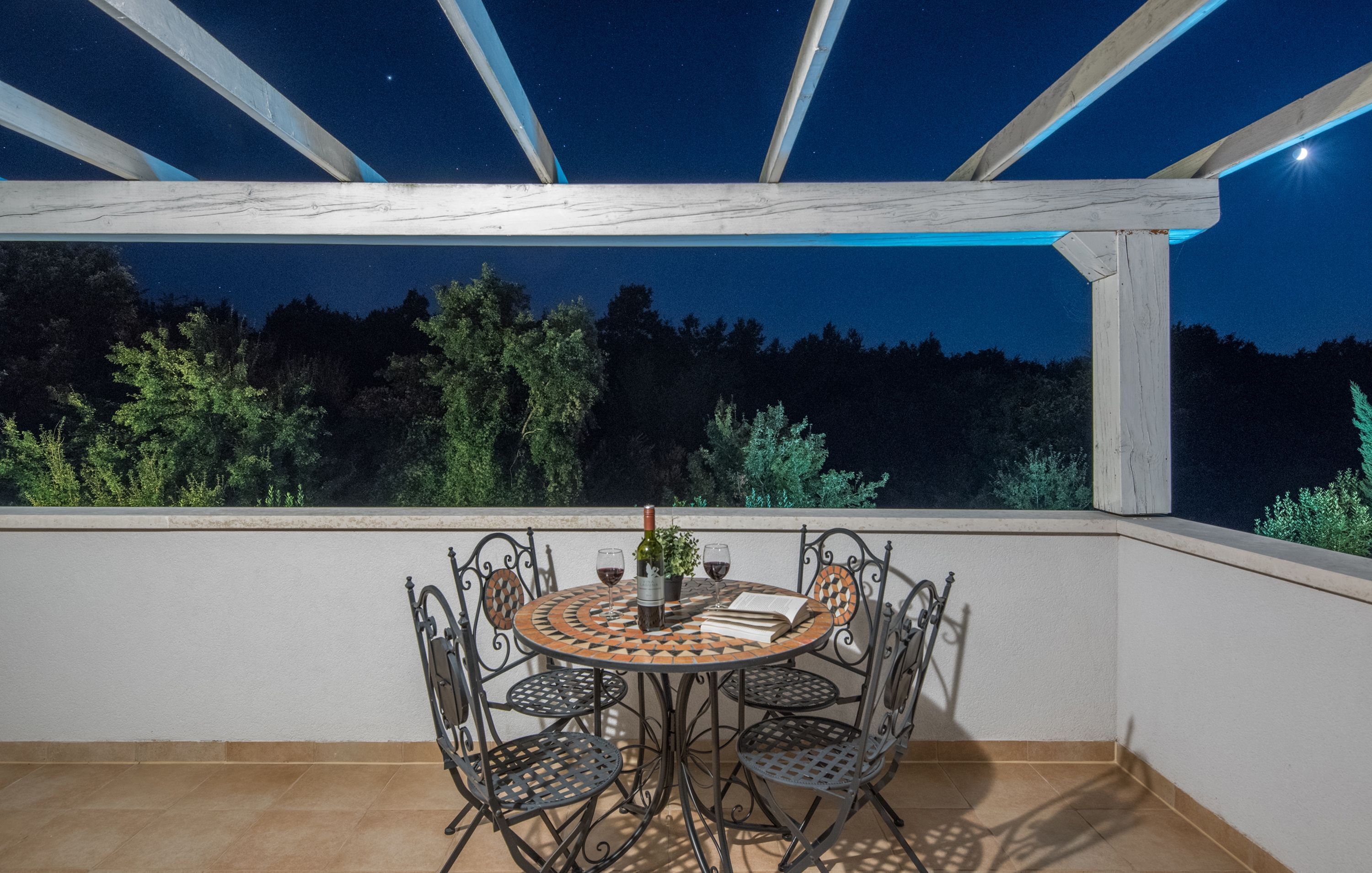 فيلا | 4 عدّة غرف نوم