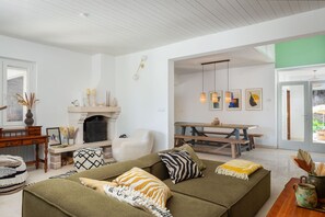 4 bedrooms - Sina in Splitska With 4 Bedrooms and 3 Bathrooms (Supetar)