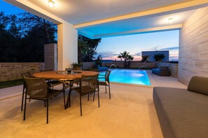 3 bedrooms - Ljubac in Razanac With 3 Bedrooms and 3 Bathrooms (Razanac)