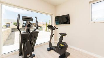 House, Smoking | 3 bedrooms