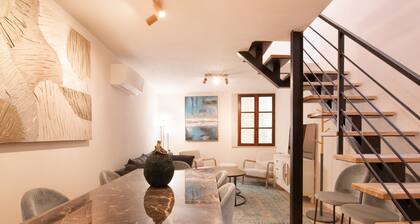 A Breathtaking Townhouse in the heart of Saint-Tropez