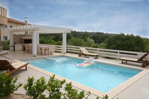 House, Smoking - Bianca Pula in Pula With 8 Bedrooms and 4 Bathrooms (Medulin)