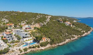 Villa - Sine in Ljubljeva With 6 Bedrooms and 3 Bathrooms (Marina)