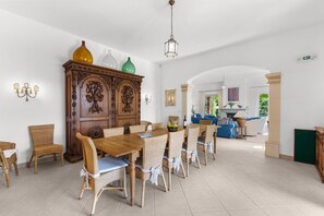 Villa | 6 bedrooms - Dramac in Buje Merisce (Buje)