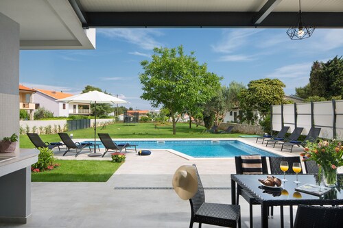 K in Premantura With 4 Bedrooms and 4 Bathrooms
