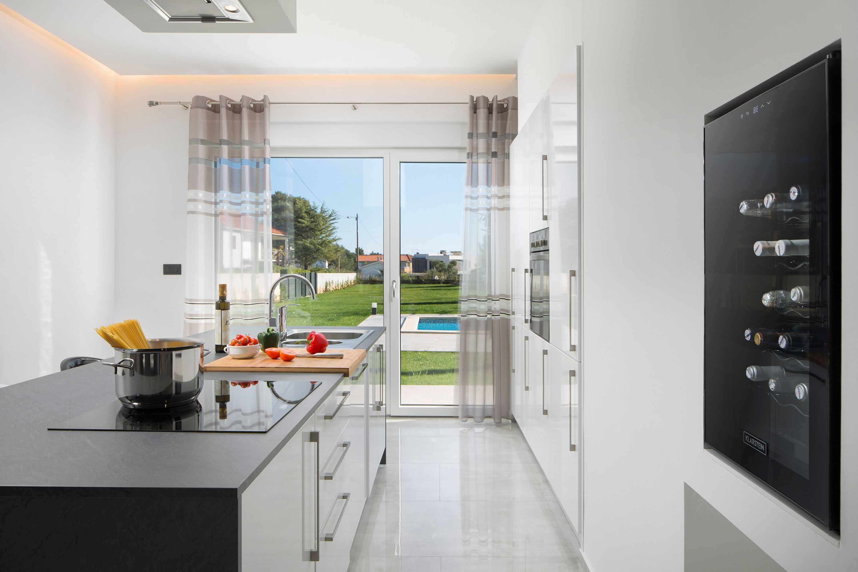 4 عدّة غرف نوم