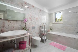 Ferienhaus, Raucher | 4 Schlafzimmer