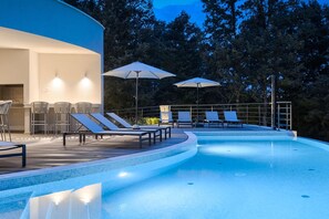 7 bedrooms - Viktor in Kr an With 7 Bedrooms and 7 Bathrooms (Krsan)