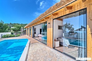 Villa | 4 bedrooms - Filip in Murter With 4 Bedrooms and 2 Bathrooms (Tisno)