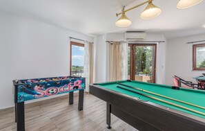 Villa | 12 Schlafzimmer