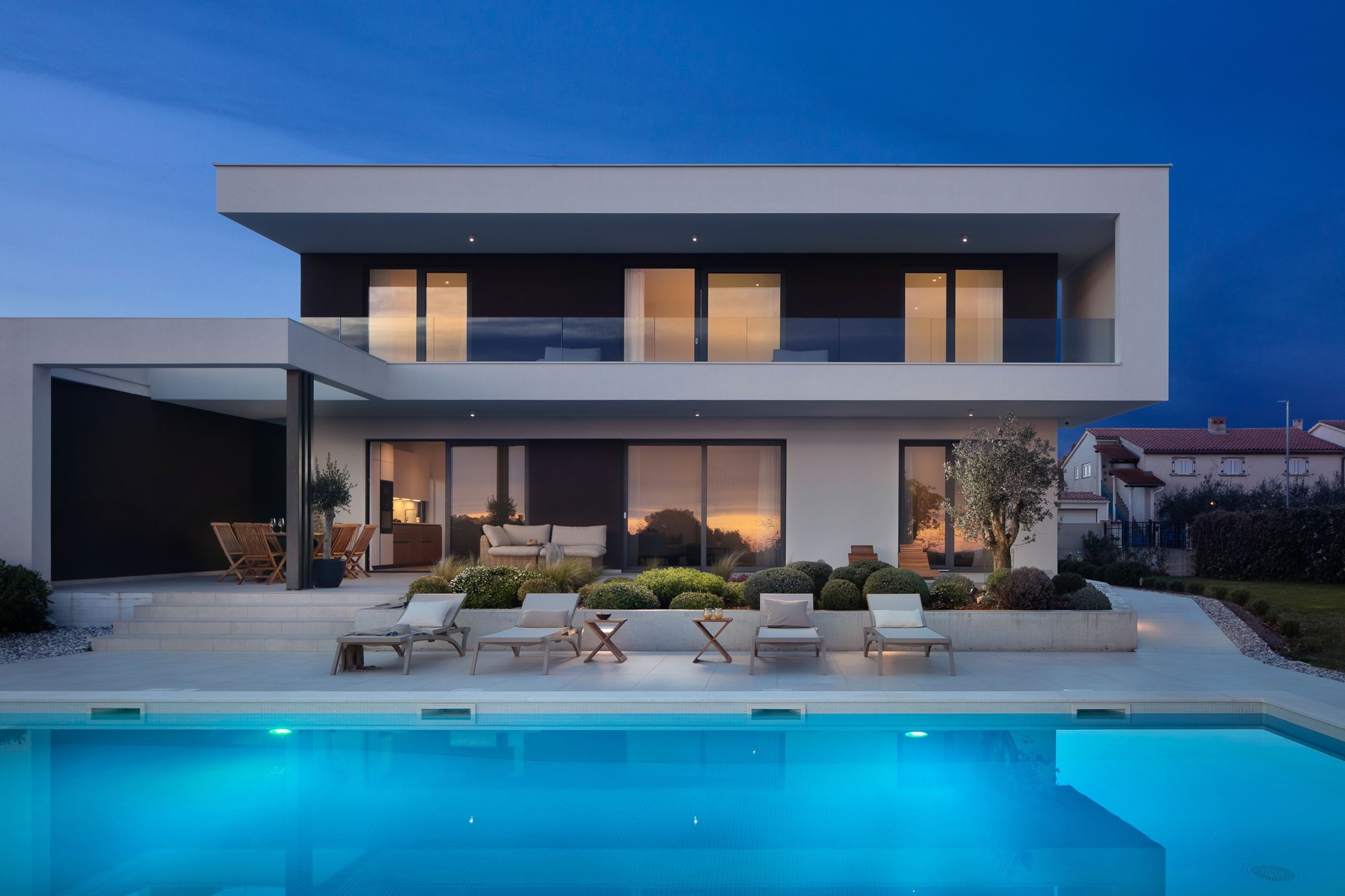 4 عدّة غرف نوم