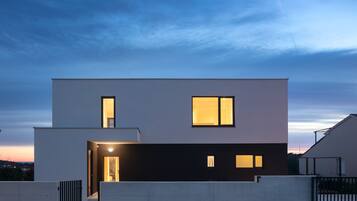 House, Smoking | 4 bedrooms