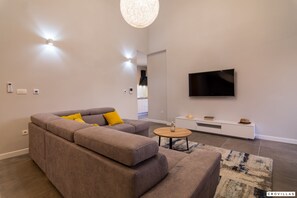 5 bedrooms - Kastel One in K Kambelovac (Kastela)