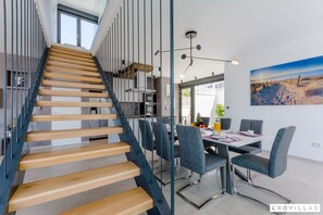 House | 3 bedrooms - Vitae in Sutivan With 3 Bedrooms and 3 Bathrooms (Sutivan)