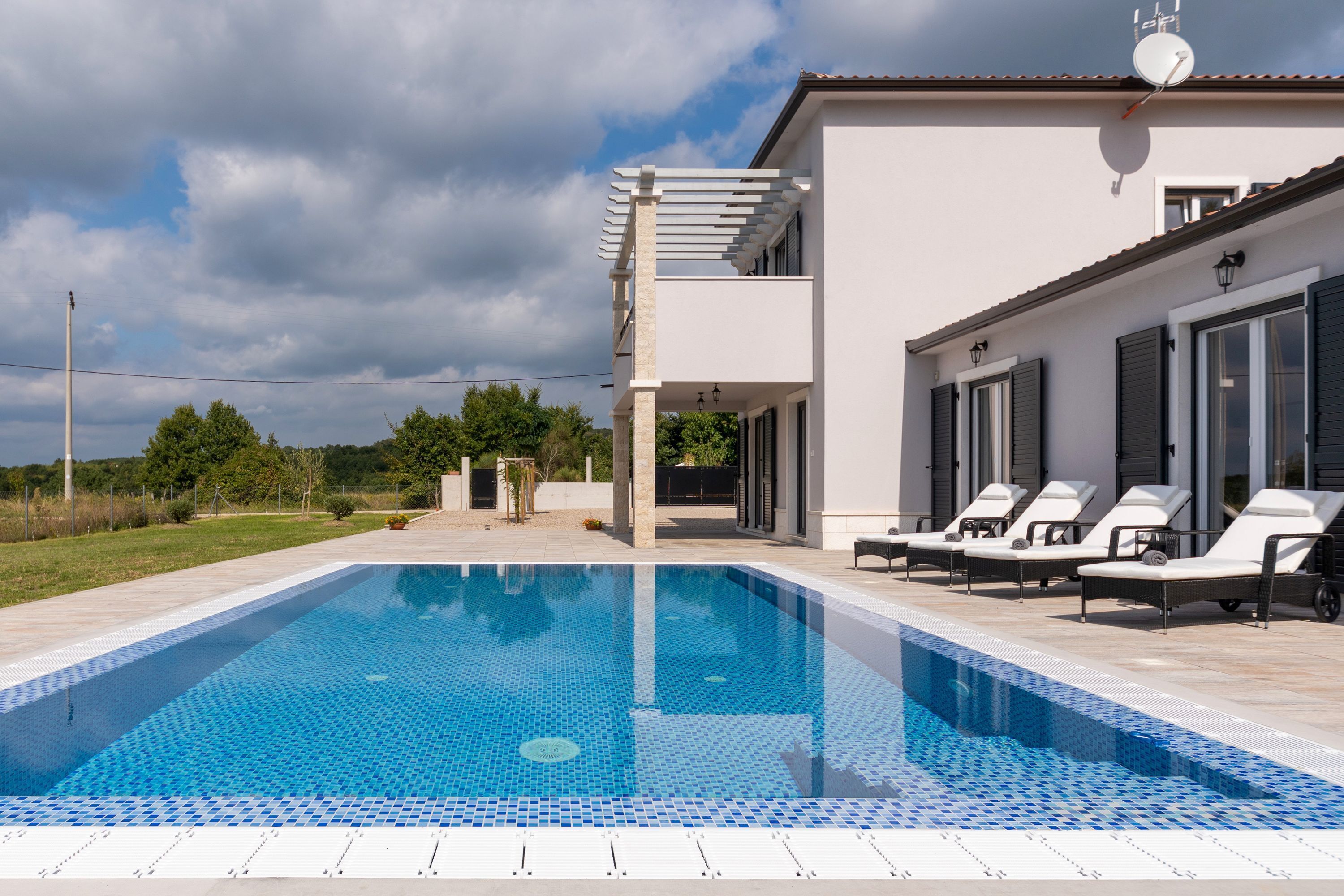 3 عدّة غرف نوم