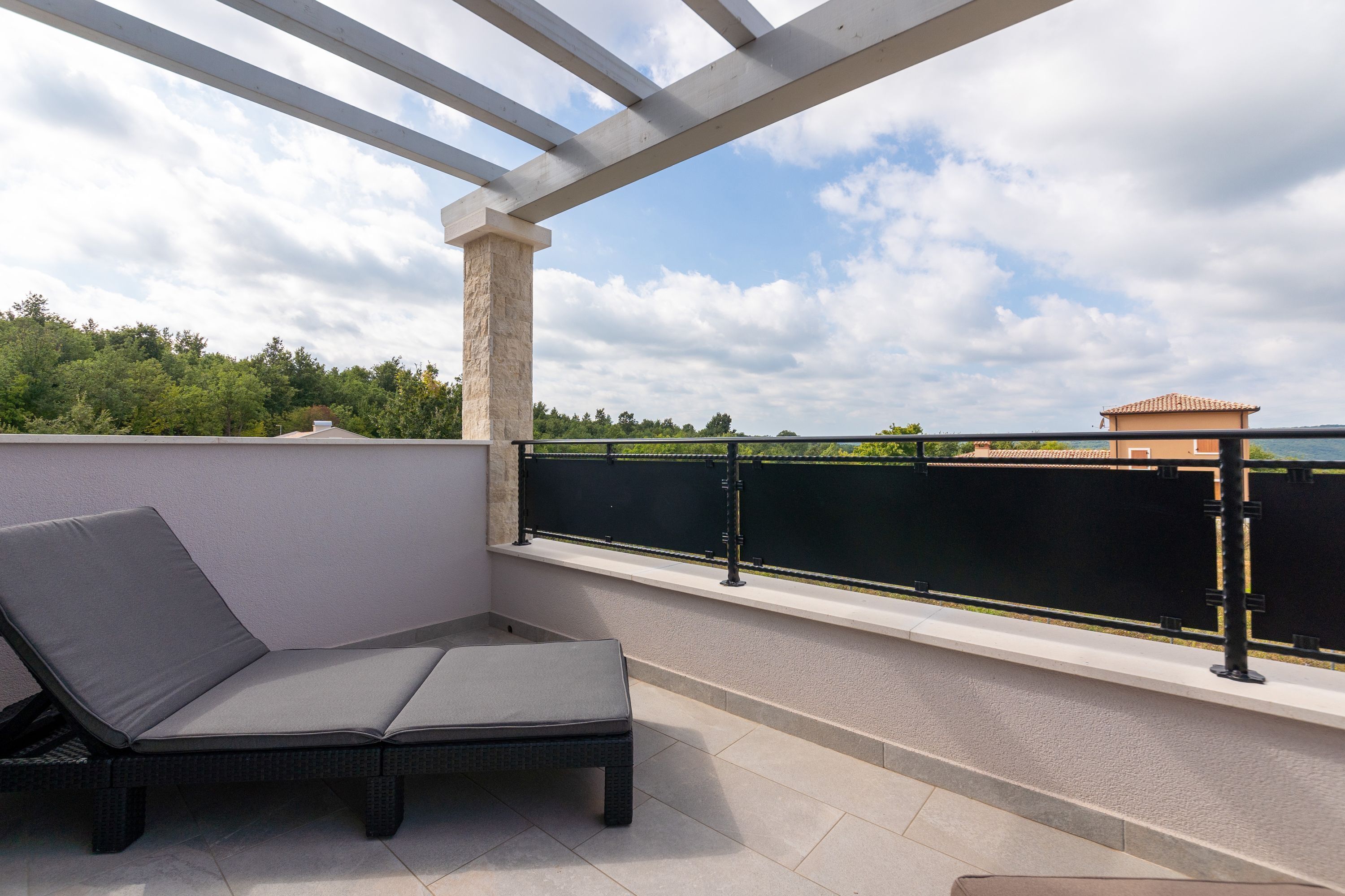 3 عدّة غرف نوم