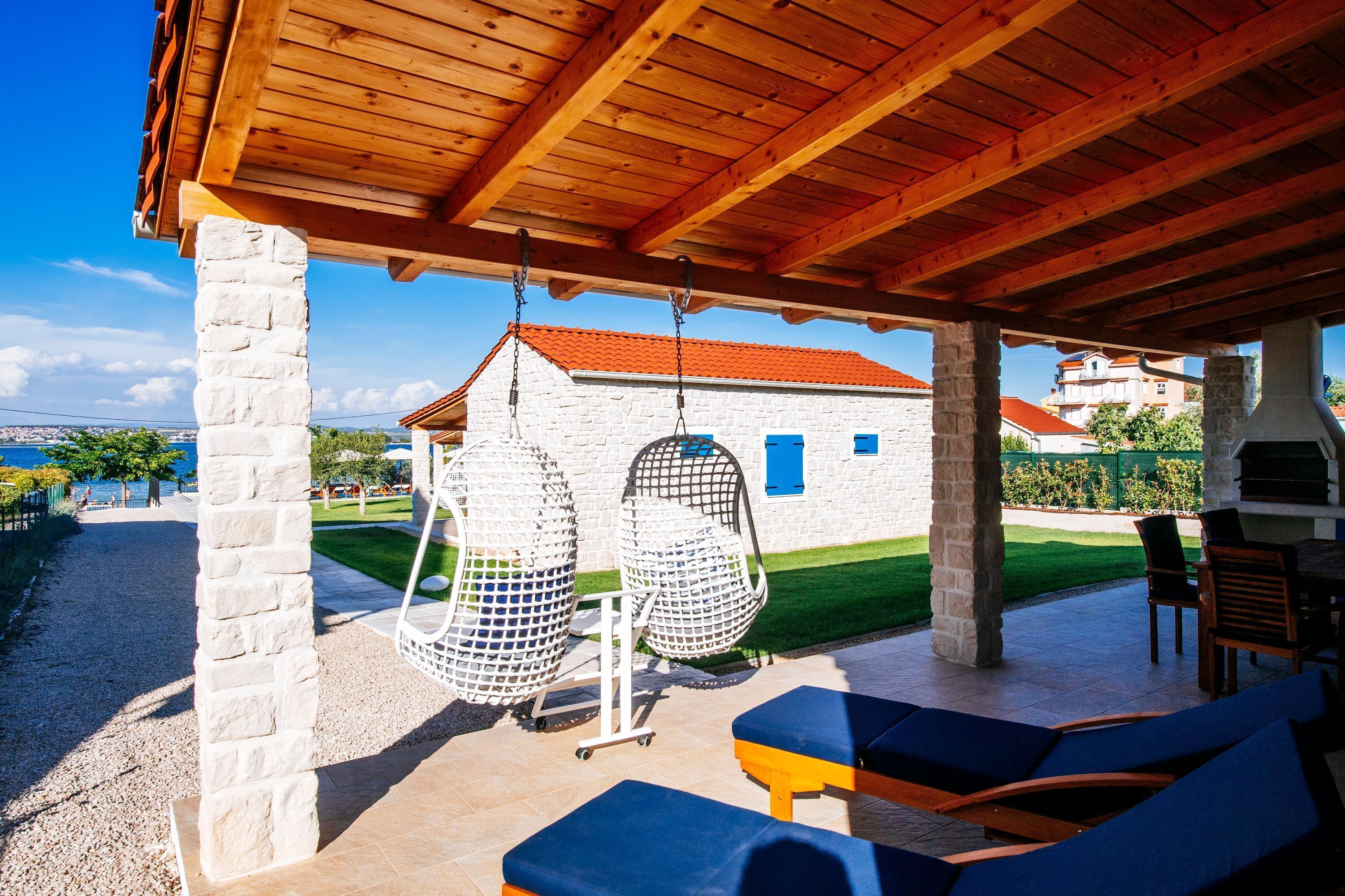 6 عدّة غرف نوم