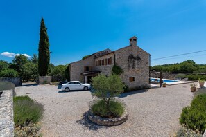 House, Smoking | 4 bedrooms - Pura Vida in Kanfanar (Kanfanar)