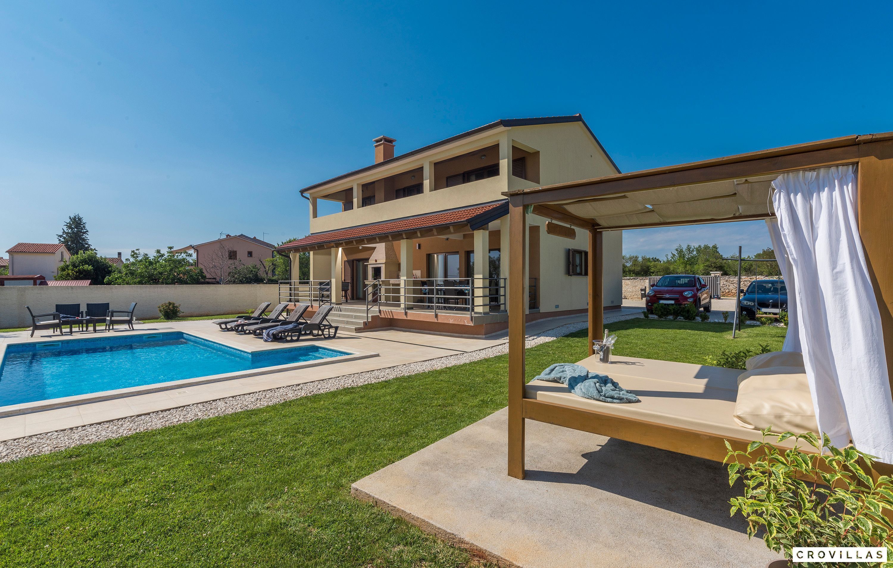 3 عدّة غرف نوم