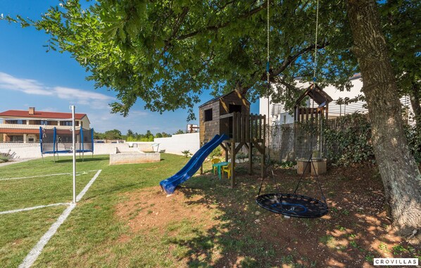 3 bedrooms - Dija in Jur i i With 3 Bedrooms and 3 Bathrooms (Svetvincenat)