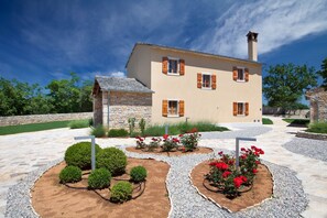 House, Smoking | 7 bedrooms - Poropati in Groznjan (Groznjan)