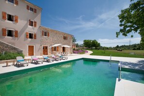 House, Smoking | 7 bedrooms - Poropati in Groznjan (Groznjan)