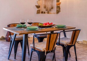 House | 2 bedrooms - Heritage in Mirca With 2 Bedrooms and 1 Bathrooms (Supetar)