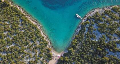 Ivinj II in Tisno With 5 Bedrooms and 5 Bathrooms