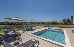 House, Smoking | 4 bedrooms - Elite 2 in Pula With 4 Bedrooms and 4 Bathrooms (Pula)