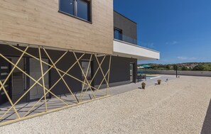 4 bedrooms - Elite 2 in Pula With 4 Bedrooms and 4 Bathrooms (Pula)