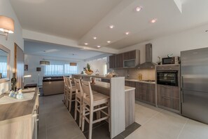 Villa | 4 bedrooms - Dalmacija VI in Suko an (Sukosan)