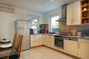 Villa | 4 bedrooms - Deep Blue Porec in Mu ale (Porec)