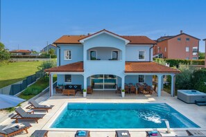 Casa, fumatori | 4 camere