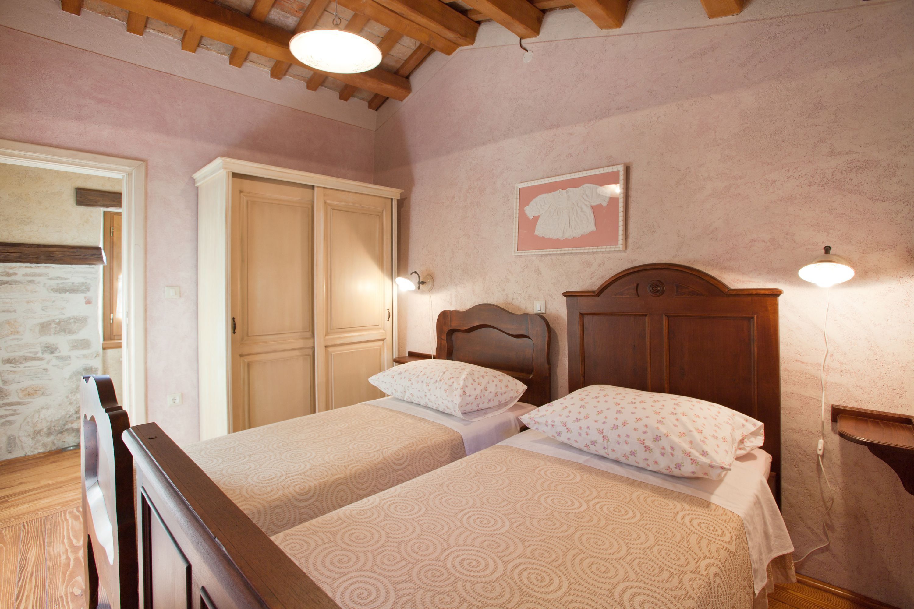 3 عدّة غرف نوم