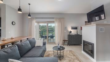 House, Smoking | 3 bedrooms
