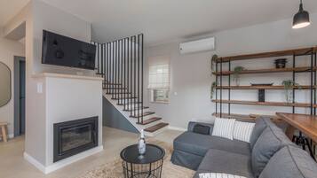 House, Smoking | 3 bedrooms