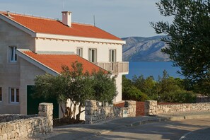 Villa | 3 bedrooms - Stella Hvar in Rudina Hvar (Stari Grad)