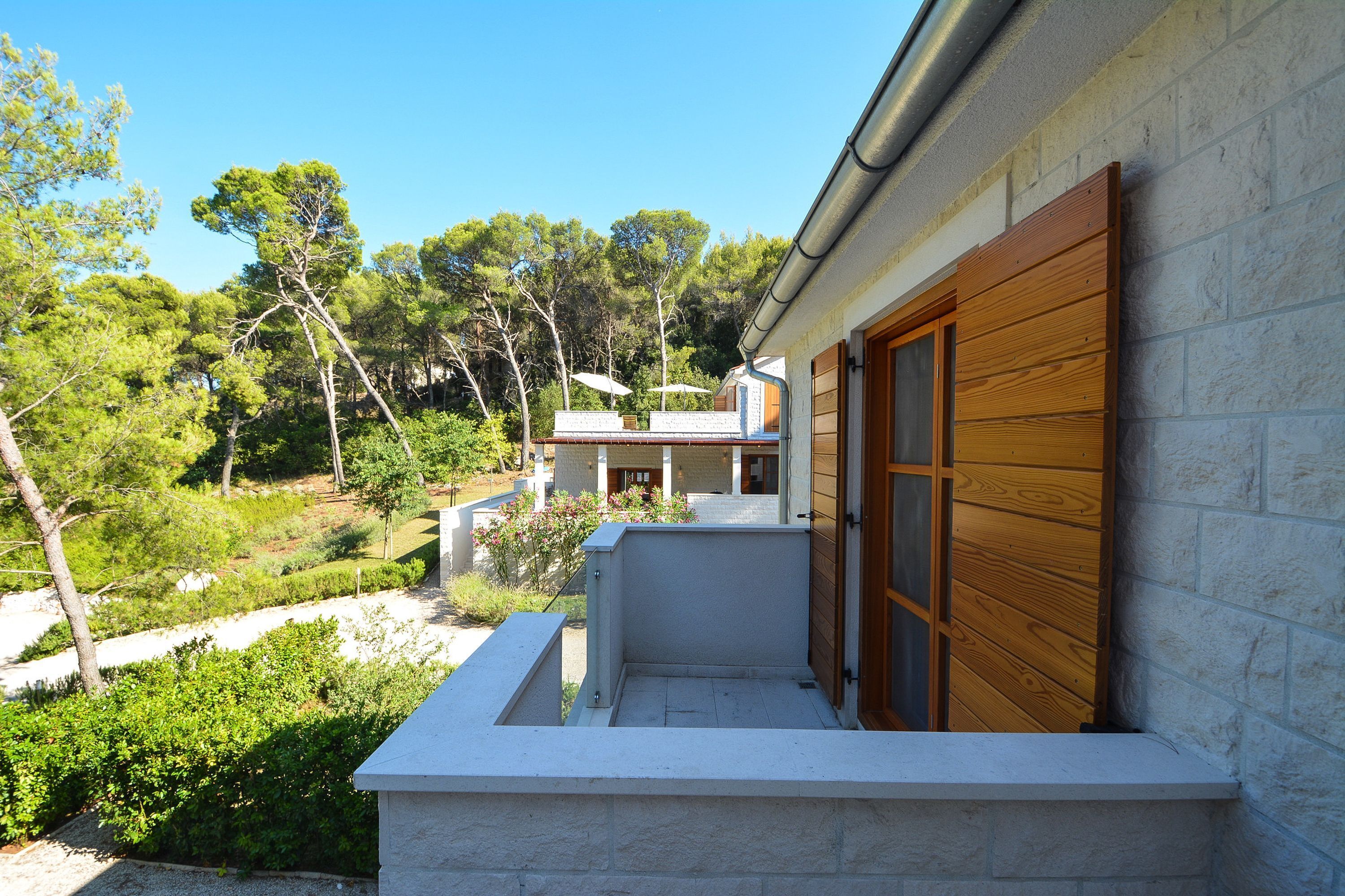 4 عدّة غرف نوم