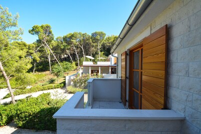 Bianco in Grohote Rogac Olta