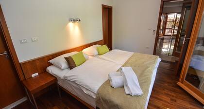 Bianco in Grohote Rogac Olta