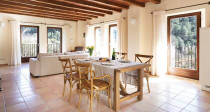 Can Morei - El Ball. Gran Apartamento 4/5personas