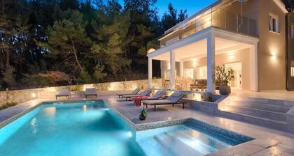 Vara in Premantura With 4 Bedrooms and 2 Bathrooms