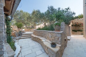 11 bedrooms - Kos in Murter With 11 Bedrooms and 6 Bathrooms (Murter-Kornati)