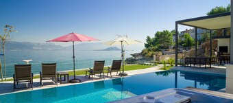 Acadia E in Slatine With 4 Bedrooms and 2 Bathrooms