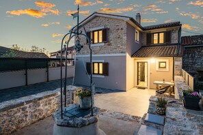 Villa | 4 bedrooms - Nola Istria in Mar ana (Marcana)